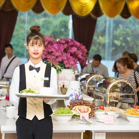 Lao Cai Royal Hotel מראה חיצוני תמונה