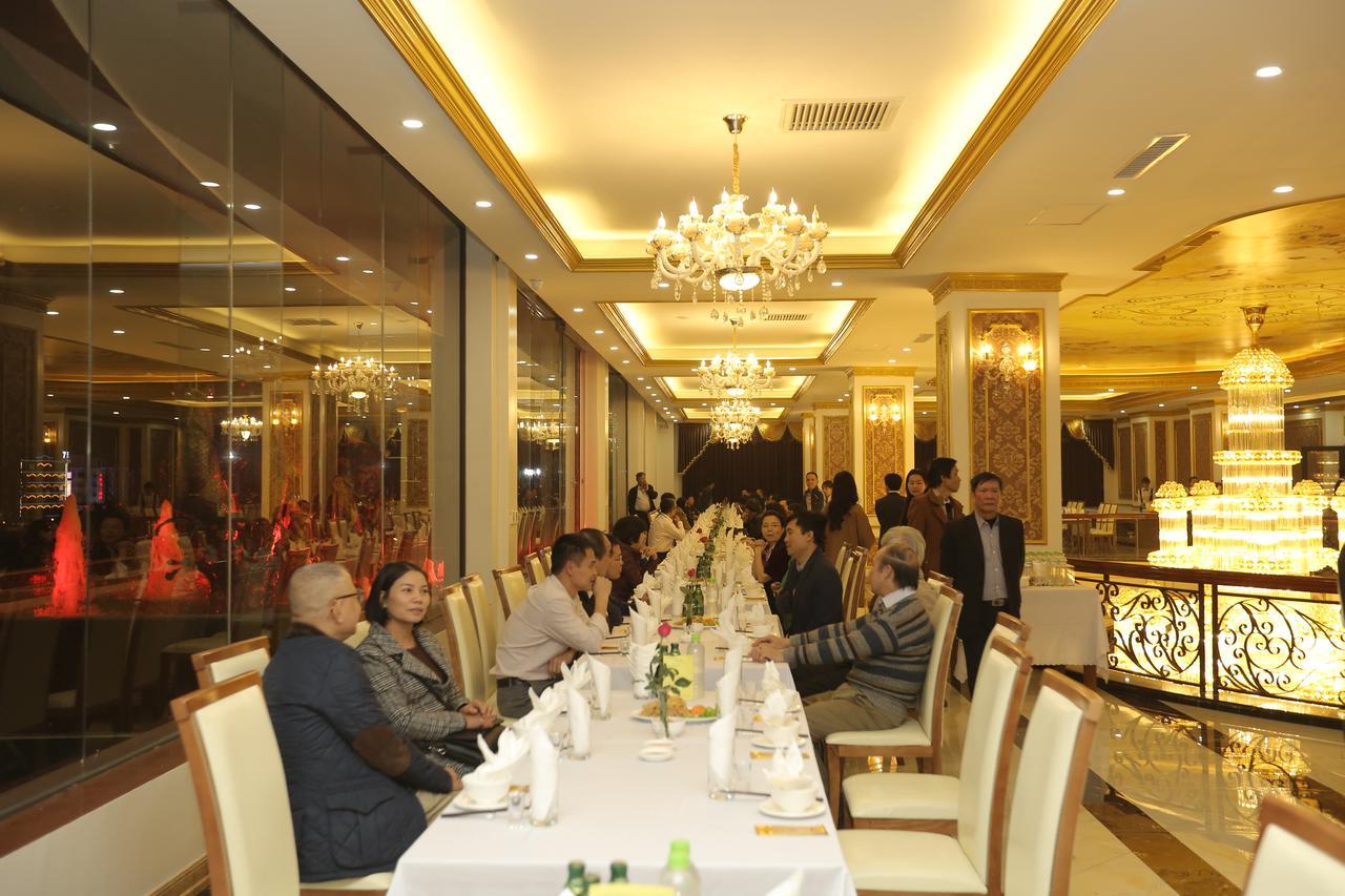 Lao Cai Royal Hotel מראה חיצוני תמונה